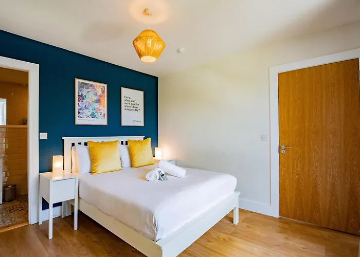 Eyre View Suite - 1